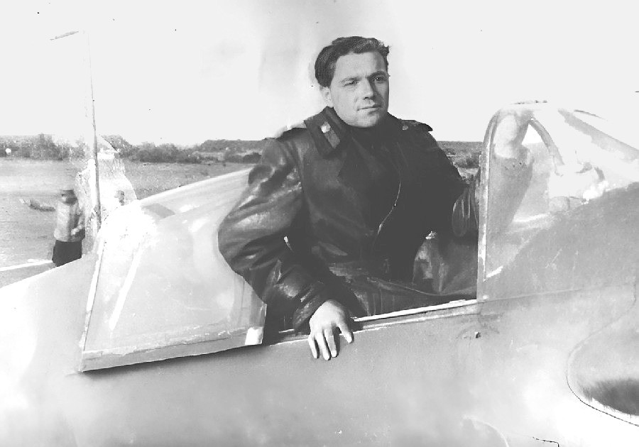 ��������� ������ ���������� � ������ ��-1, 1942 �.