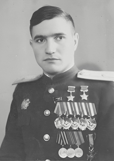 ������� ������ ��������, 1945 �.