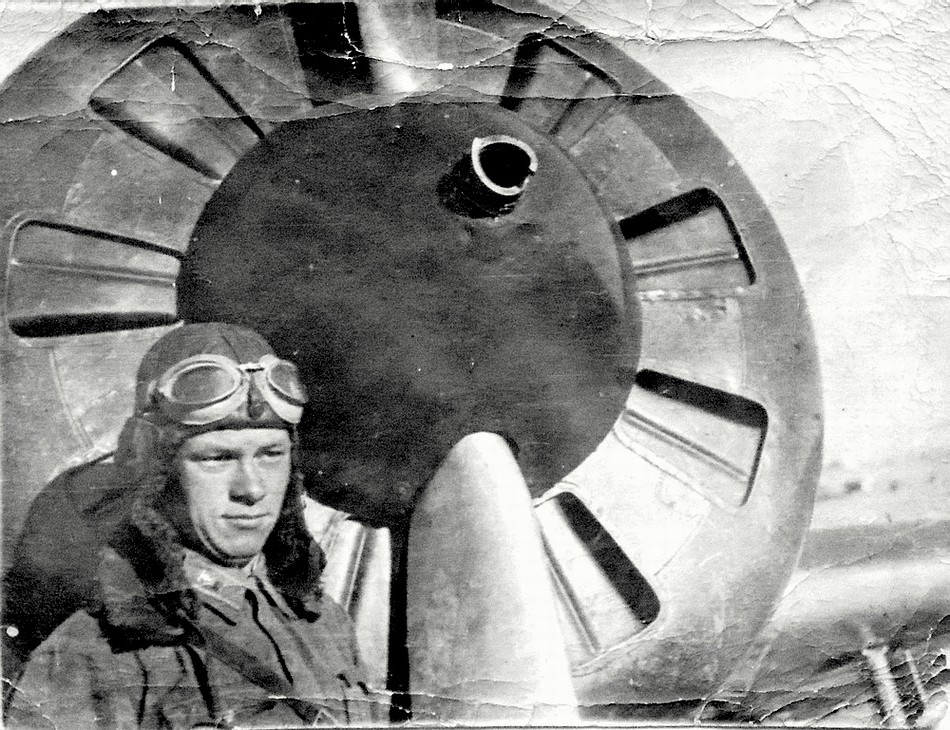 ������ ������� ���������� � ������� �-16, ��� 1941 �.