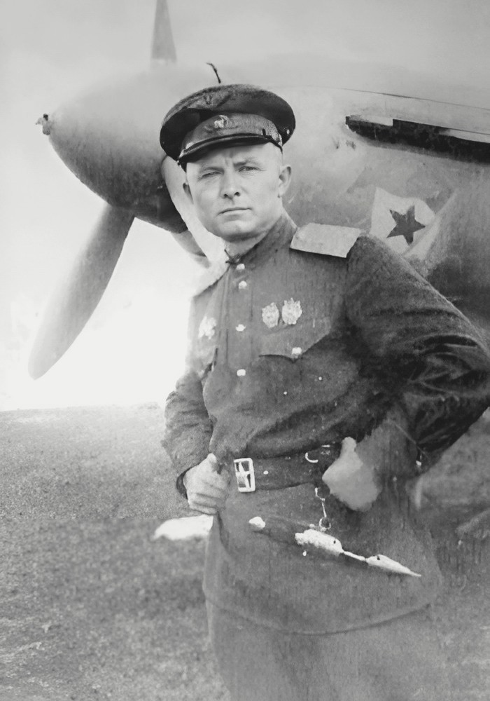 ������� ���� ��������� � ������ ��-1�, 1944 �.