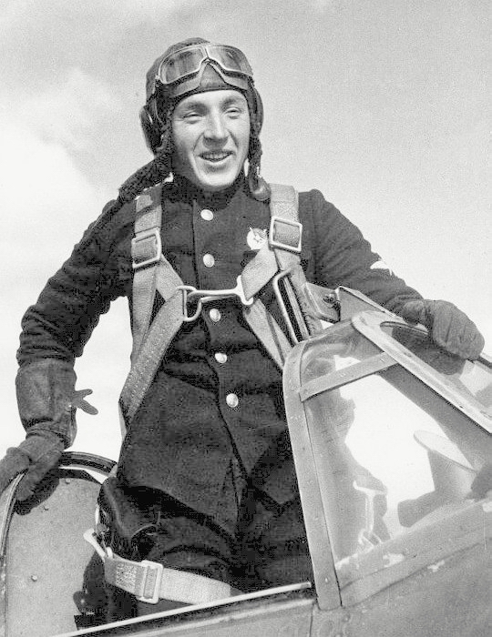 ������� ϸ�� ����������, 1942 �.