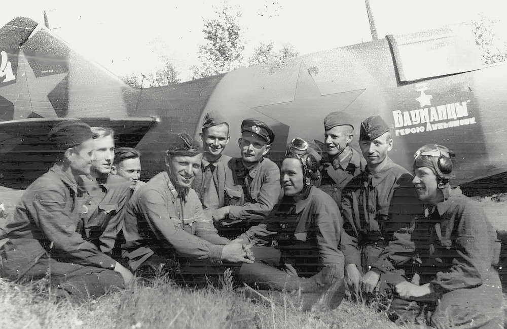 ˸����� 240-�� ��� � ������� ��-5, ������ 1942 �.