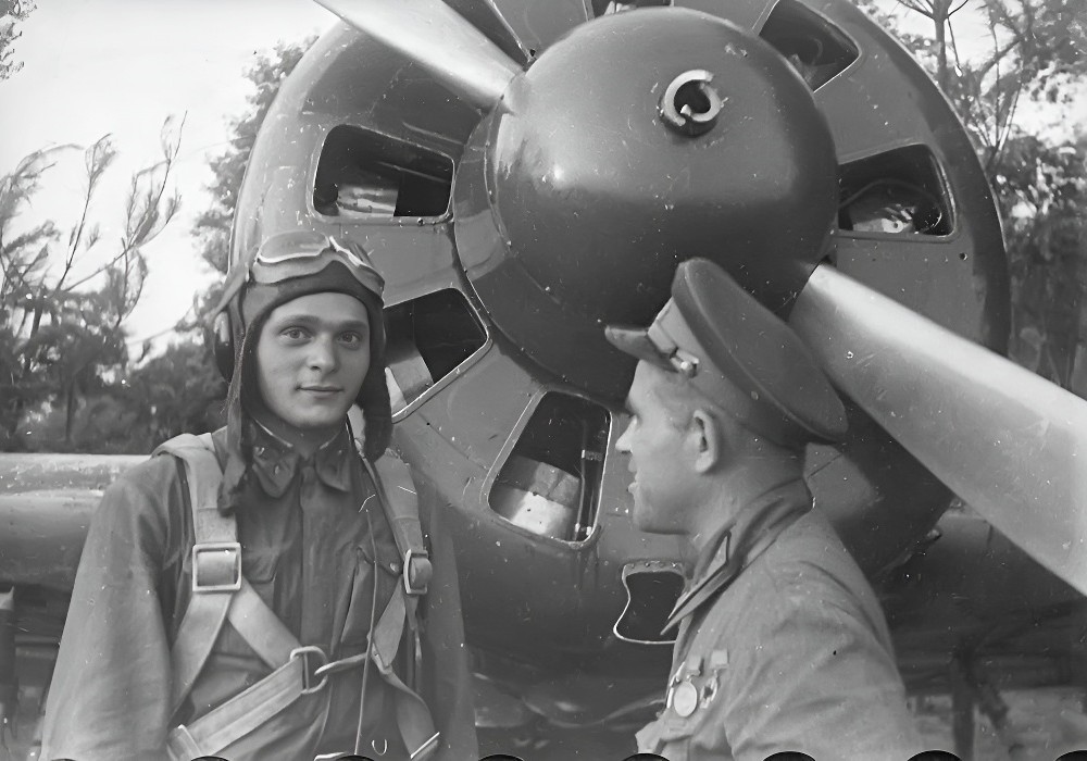������ ������� ������������� (�����) � ������� �-16, ���� 1941 �.