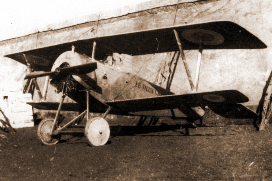 ������� � ����� N836, ���� 1916 ����. � ���� ������� ����� ������� ��� ������� �� �����-���������� ��������, �� ������ ������� ��� ��������� �������� � ������-������� ����. ����� ��� �������� ������������� ��������� ��������� (��������, ��������� ������ ������) � ������� �Le Vieux Charles� �� ����� ������ � ������� �� ������ - ����� ��������� ����� | ������-������������ ������ Warspot.ru