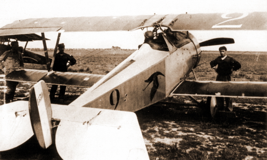 ������ 1916 ����, ������� ��������� � ������ �� N1530. ������� �������� ����� ������� �� ����������� ���� ��������������� ������, �� � ������ �������� ���� �������: ������ ����������� ������, ���� ��������� ������������ ������ � ������� ������� � ������ � ����� ������ �� ������ - ����� ��������� ����� | Warspot.ru