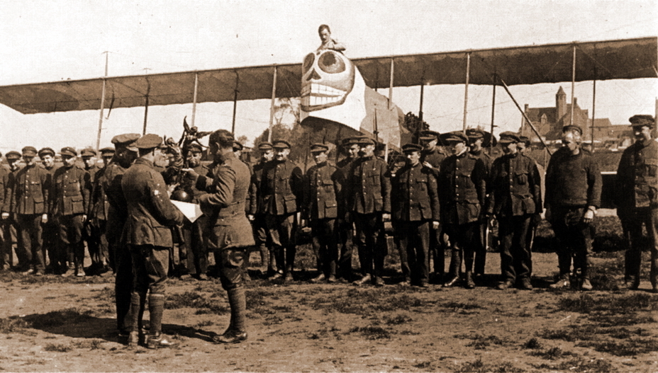 �������� 1916 ����, ��������� �������� ������ 1-� ����������� ����������. �������� ����� �������� ����� ��������� MF.11bis �������� ����. � ������ ���� ��������� �������� �� �������� ����������� �� ���� ������� - ������ ��� ������ ������� ����� | Warspot.ru